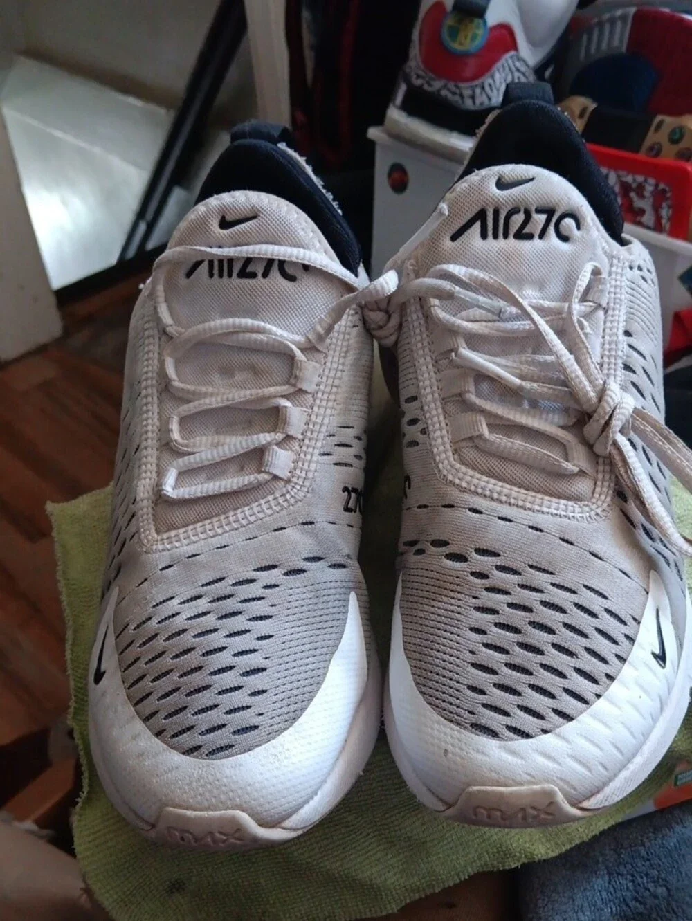 Nike Men’s White/Black Air Max Sport Sneakers